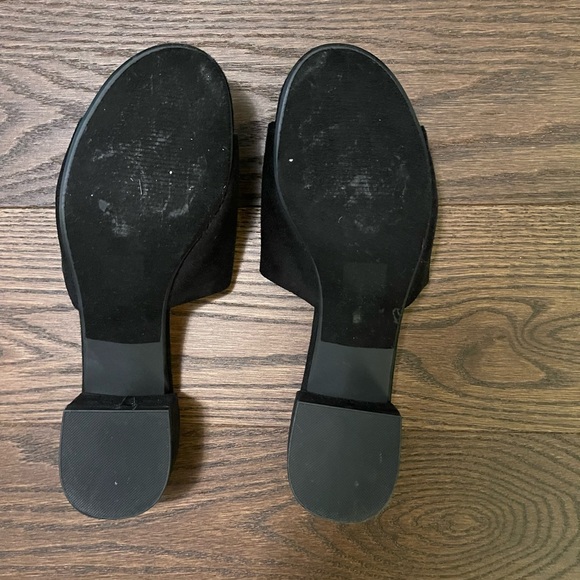 Black Sandals - Picture 3 of 3